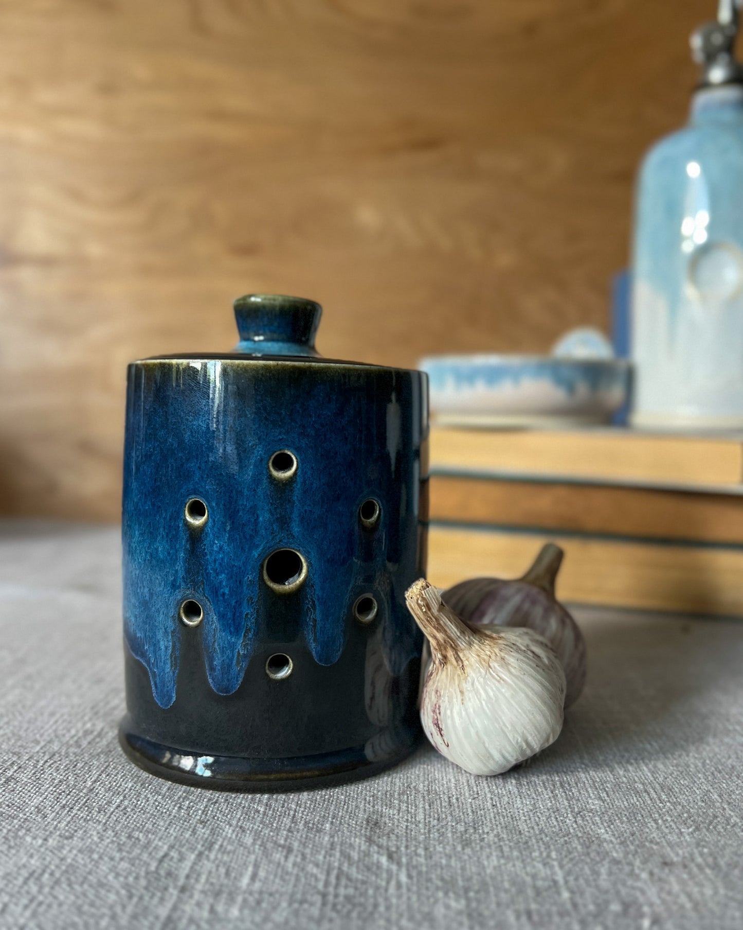 Garlic Keeper
